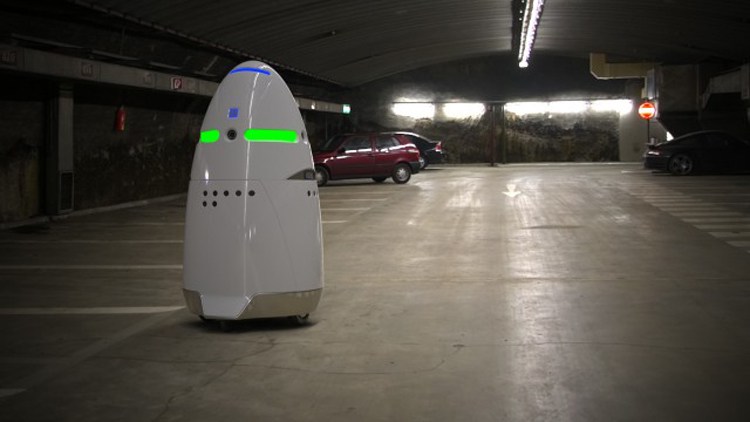 Knightscope: Security-Roboter sollen den Alltag sicherer machen